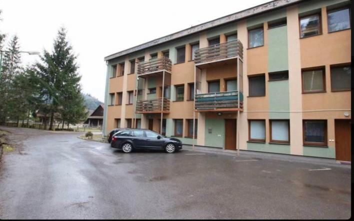 Apartman Vil Liptovsky Jan Lägenhet Liptovský Mikuláš Exteriör bild